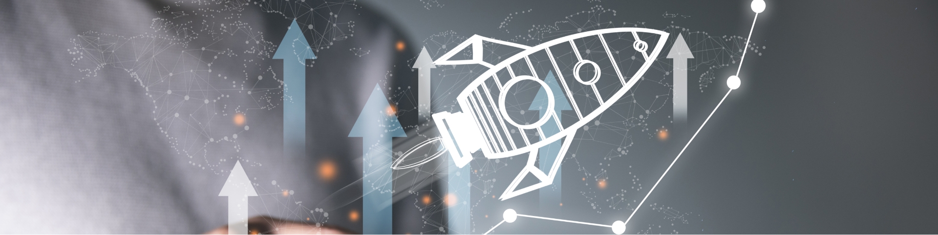 Illustration d'une fusée stylisée entourée de flèches montantes, symbolisant la croissance ou le lancement d'un projet sur fond de carte du monde numérique.